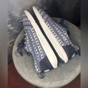TOMS Del Rey Canvas Navy Batik Oxford Stripe Shoes Lace-Up Casual Sneakers 10.5